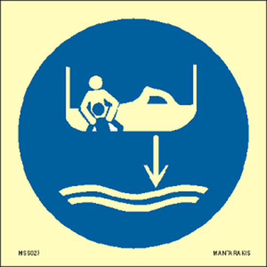Picture of Lower to water (rescue boat) 15 x 15